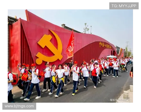 《红色摇篮》:热血与温情的交织,信仰的时代赞歌